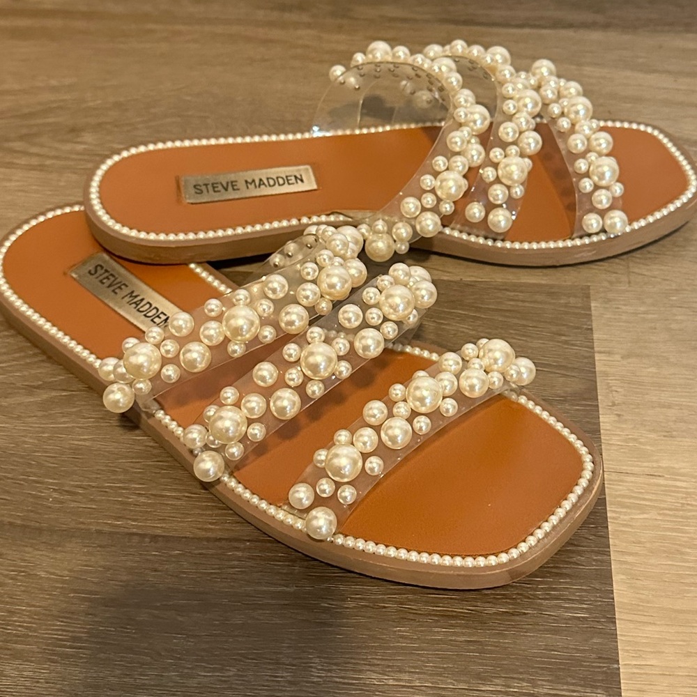 steve madden pearl clear strap sandals